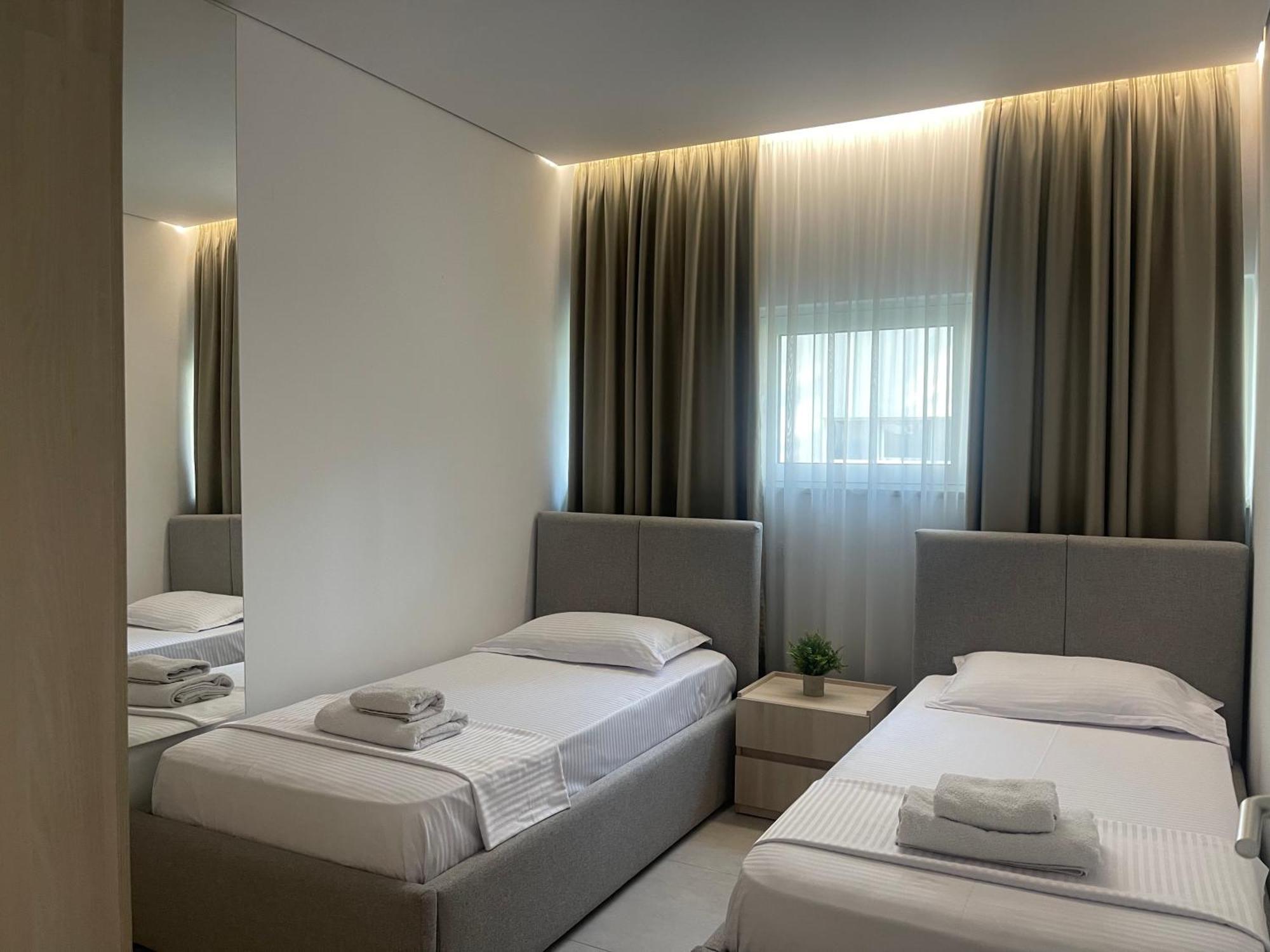 Eme Apartments - Kompleksi San Pietro, Gjiri I Lalzit Durres Luaran gambar